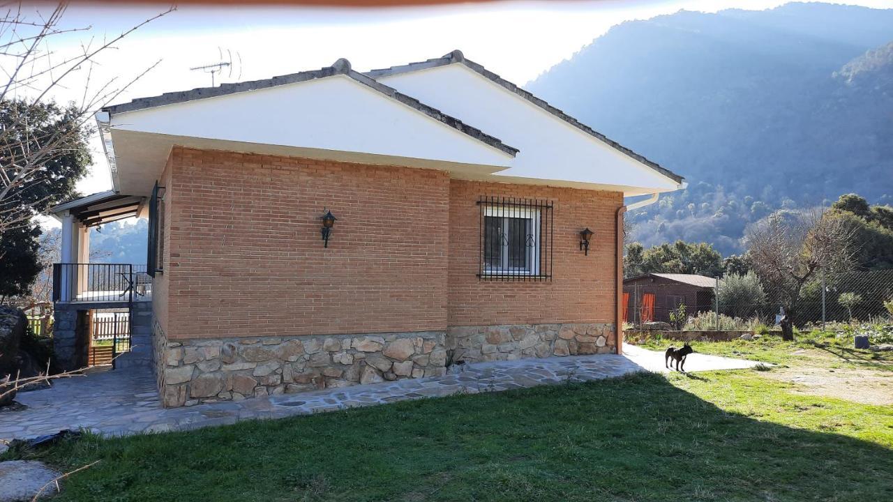 Chalet Con Piscina Y Bbq Para 10 Personas San Martin de Valdeiglesias Exterior photo